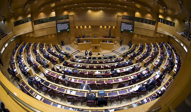 Angel Navarrete 17/02/15 Madrid, Comunidad de Madrid El hemiciclo del Senado durante una sesion de control al gobierno. Vista general de todo el hemiciclo. Plano general, desde la tribuna de visitantes, de todo el hemiciclo del Senado