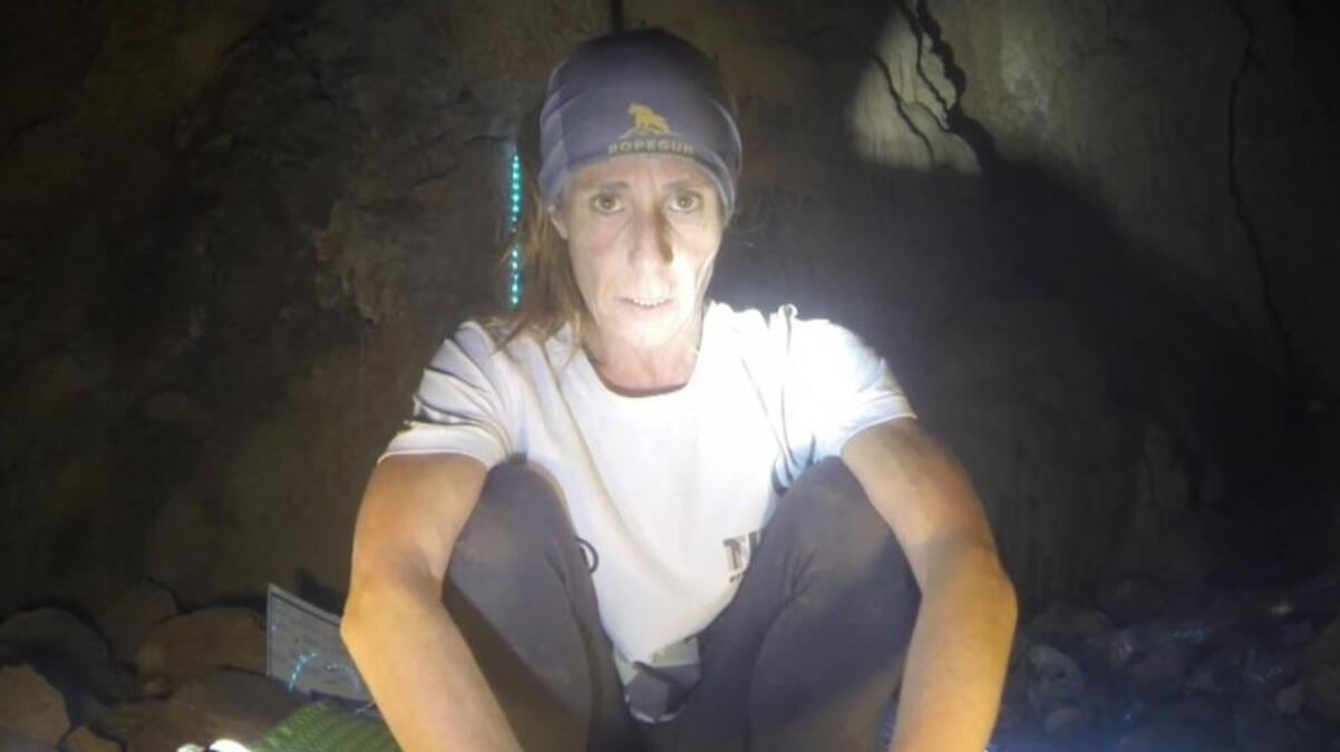 Imagen grabada por Beatriz Flamini dentro de la cueva