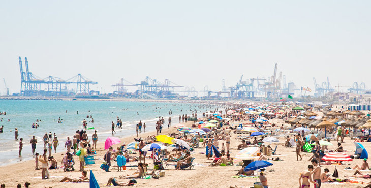 El 82% de españoles se avergüenza de su cuerpo en la playa