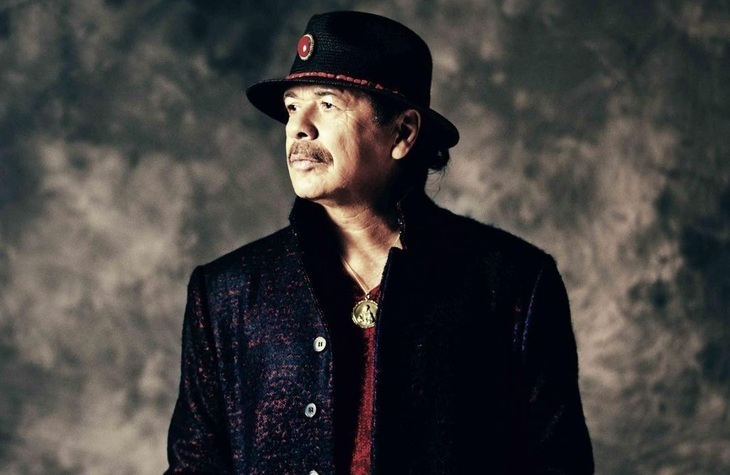 El guitarrista Carlos Santana sufre un desmayo en el escenario