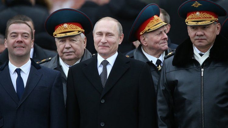 Fracaso de Putin, las tropas rusas huyen de varias ciudades
