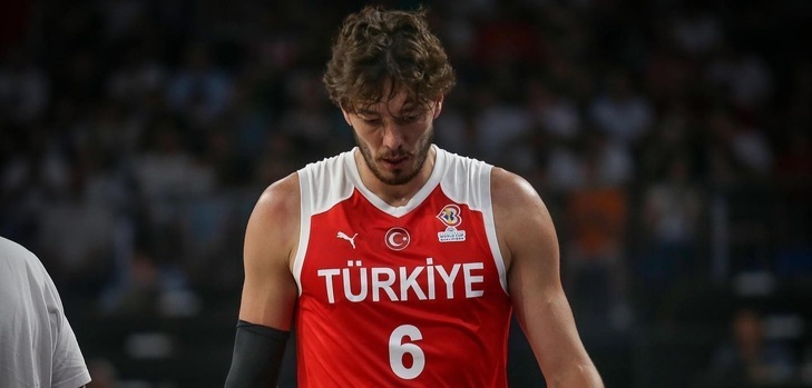 Las redes se llenan de críticas contra Cedi Osman, por perder contra Francia en el Eurobasket