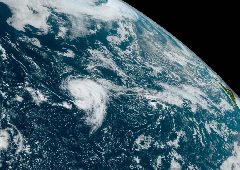 El huracán Danielle podría llegar a España la próxima semana