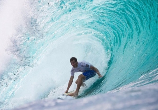 Muere con solo 24 años Kalani David, uno de los mejores surfistas del mundo
