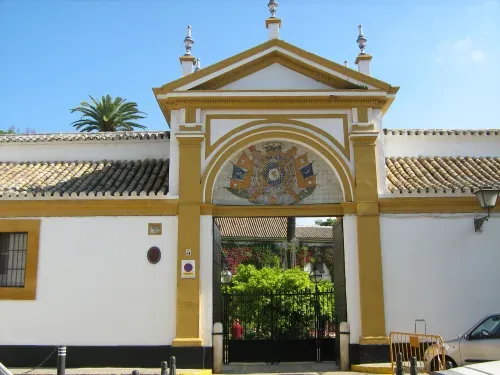 Casa De Alba