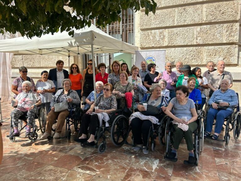 La Generalitat Valenciana pone en valor su inversión en dependencia en el Día Mundial del Alzheimer