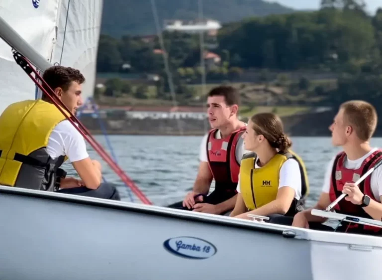 La Armada comparte imágenes de la princesa Leonor en pleno entrenamiento marítimo