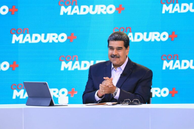 Nicolás Maduro decreta adelanto de la Navidad en Venezuela