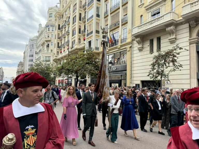 El 9 de octubre en Valencia: la Senyera, procesión ‘política’ y manifestaciones nacionalistas