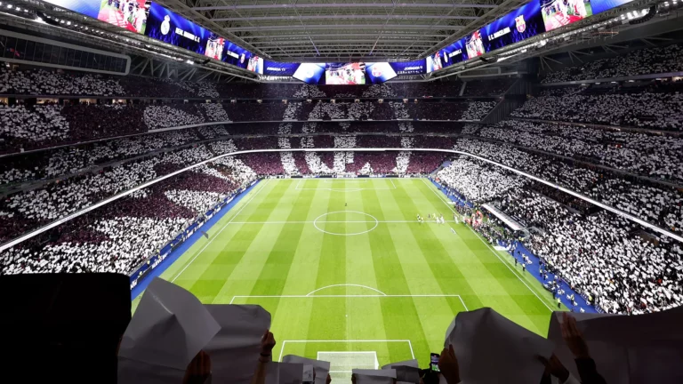 El Real Madrid investiga los insultos racistas a jugadores del Barça en el Bernabéu