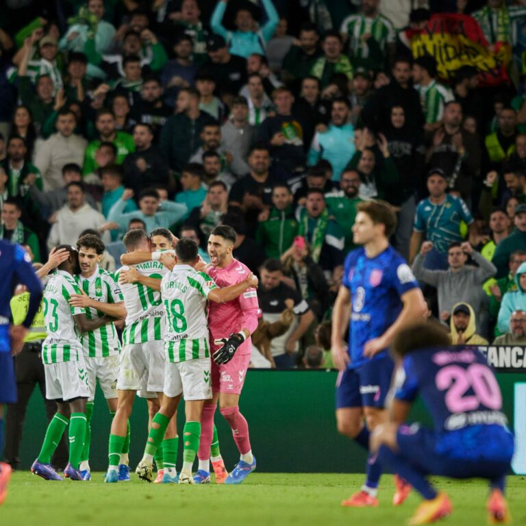 Un Atlético de Madrid sin ideas vuelve a estrellarse en Sevilla