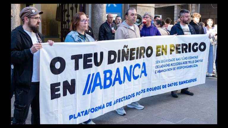 Denuncian la falta de seguridad en Abanca tras una ola de fraudes bancarios, no les dan solución