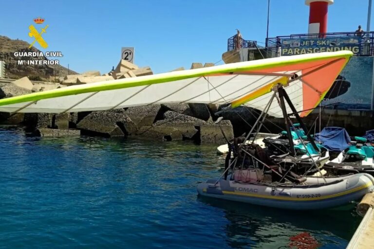 La Guardia Civil intercepta una zodiac voladora en Canarias