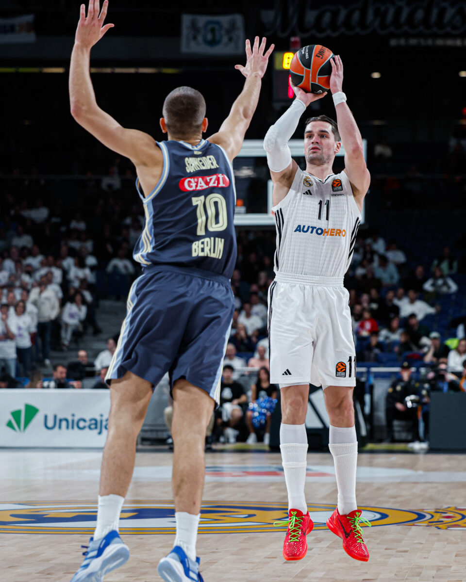 Victoria Real Madrid Ante Alba Berlín