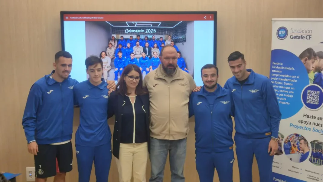 La Fundación del Getafe presenta su calendario solidario