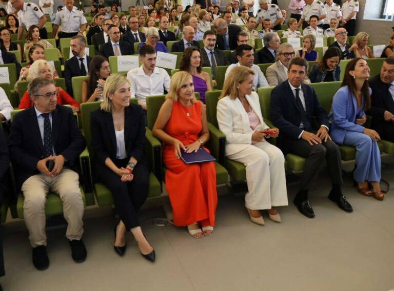 Pradas no sabía del sistema de alertas y Mazón estaba de comida: las últimas polémicas de la Generalitat en la gestión de la DANA