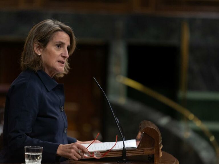 Teresa Ribera rinde cuentas en el Congreso sobre su gestión de la DANA: “Nunca hubo un apagón informativo”