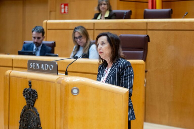 Así gestionó Defensa la DANA, según Robles, que culpa a la Generalitat de la tardanza en activar la UME