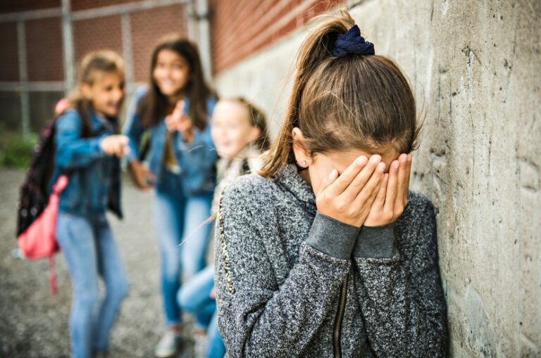 Día internacional contra la violencia y el acoso escolar: un compromiso colectivo para la seguridad de nuestros jóvenes