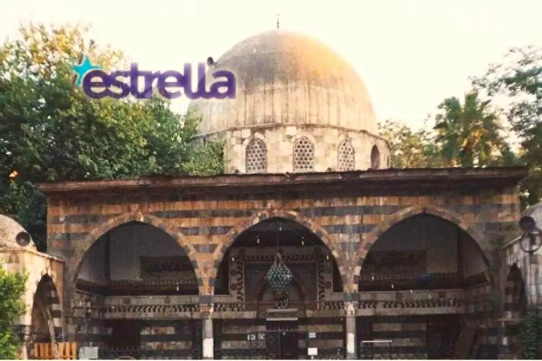 Complejo de mezquitas en el centro de Damasco, la capital siria. (Foto de archivo: año 2003).