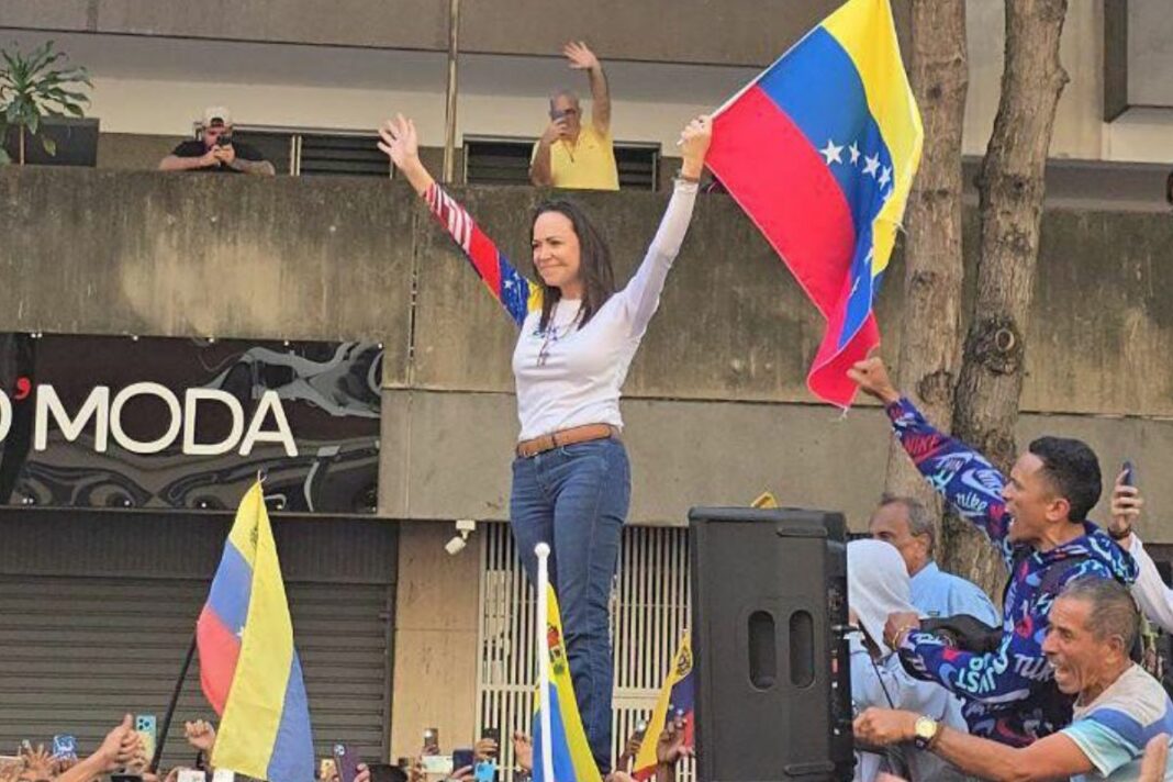 Imagen de las protestas en Chacao difundida por la propia María Corina Machado en X.