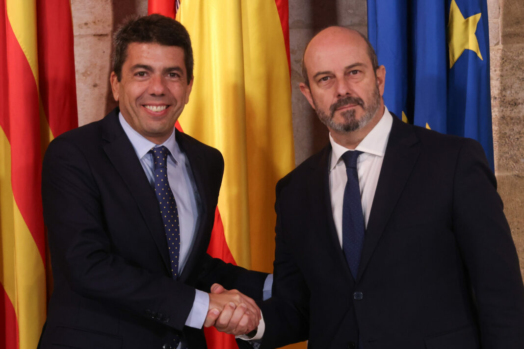 El president de la Generalitat Valenciana, Carlos Mazón, junto al del Senado, Pedro Rollán. Imagen: Generalitat Valenciana