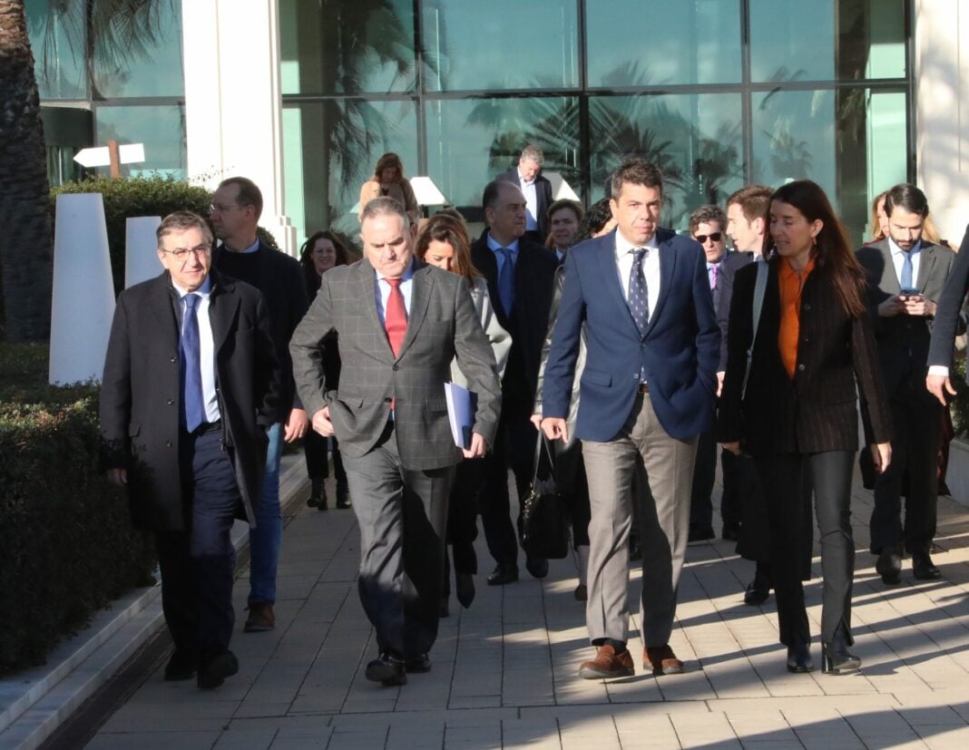 Carlos Mazón, junto a otros miembros del Consell valenciano, este miércoles en un acto. Imagen: Generalitat Valenciana