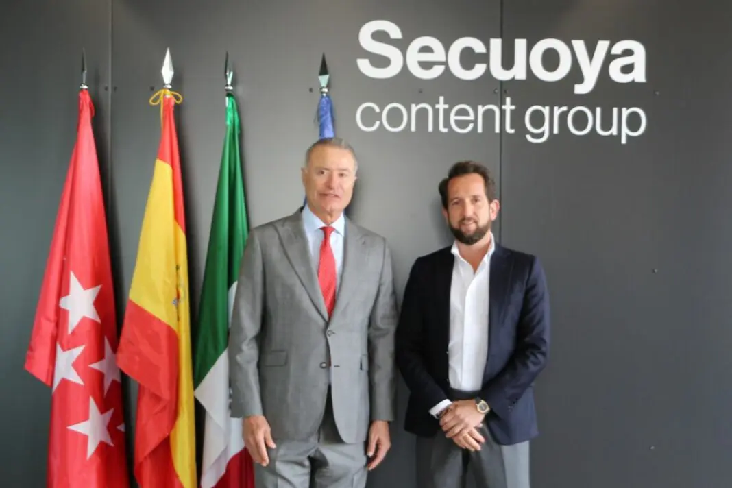 El embajador de México en España, Quirino Ordaz (izqda.) con Raúl Berdonés, presidente de Madrid Content City y de Secuoya Content Group. (Foto: Secuoya Group).